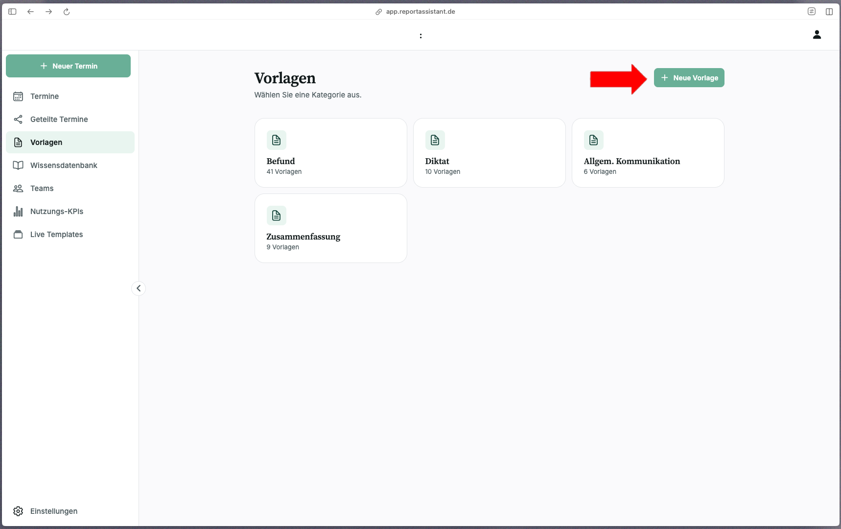 Vorlagenübersicht mit den Kategorien Befund, Diktat, Allgemeine Kommunikation und Zusammenfassung und dem Button Neue Vorlage